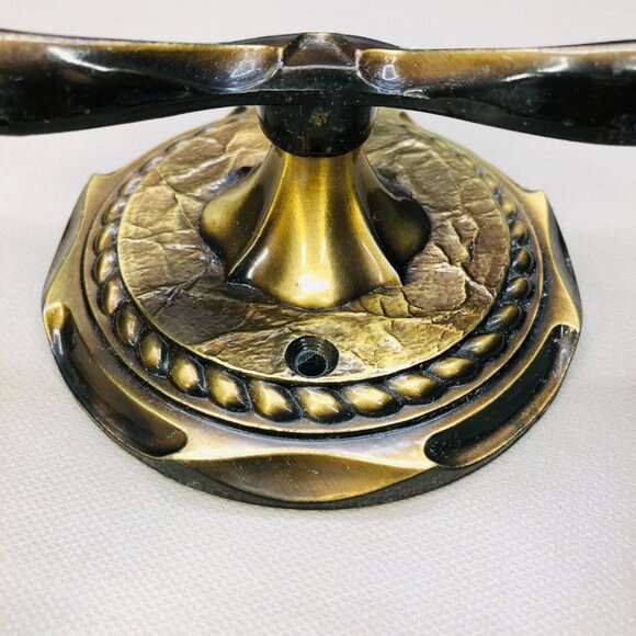 Vintage 70s Amerock Carriage House Toilet Paper Holder: Wall Mount- 2/2 Bathroom - Picture 6 of 12